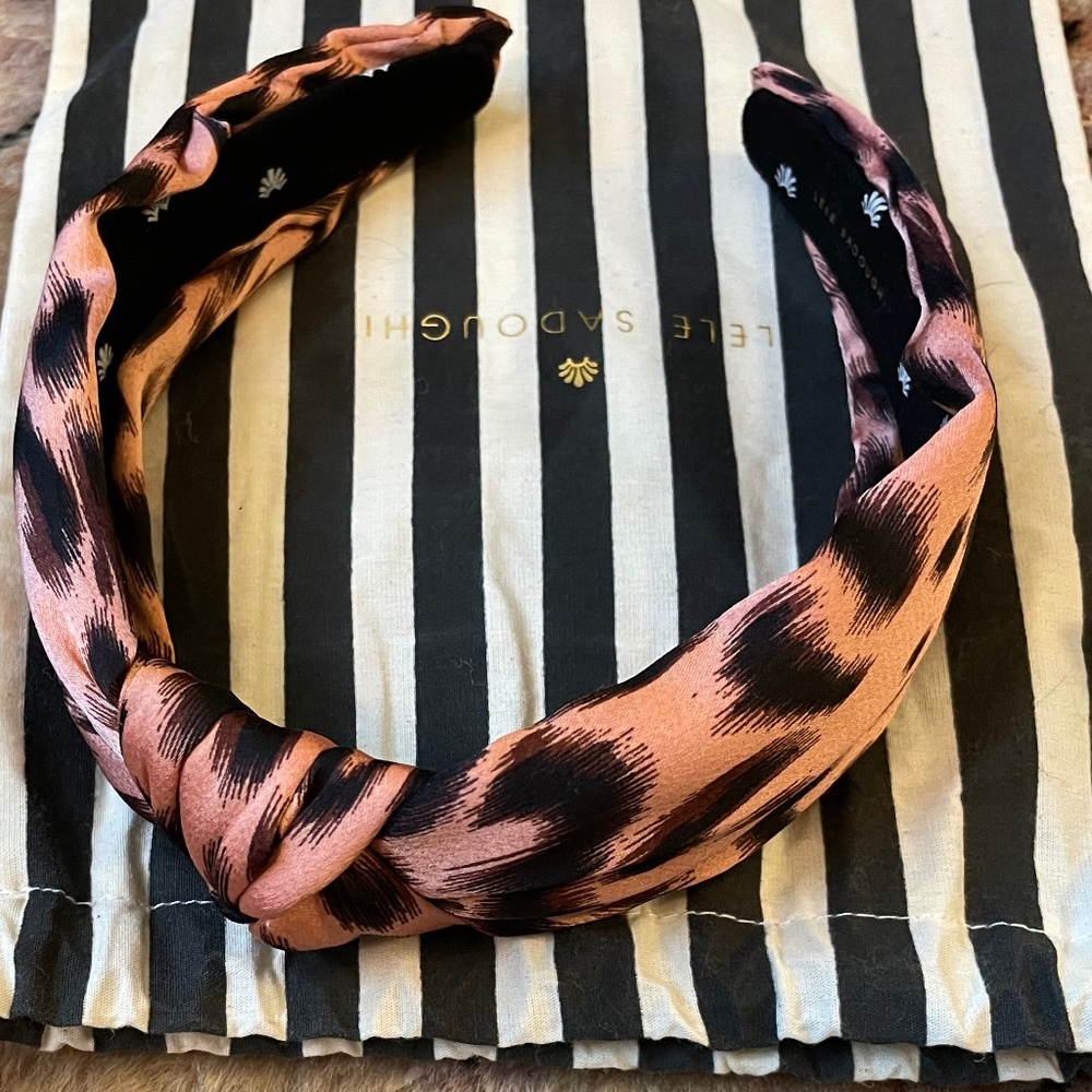 Lele Sadoughi Blush Leopard Knotted Headband
